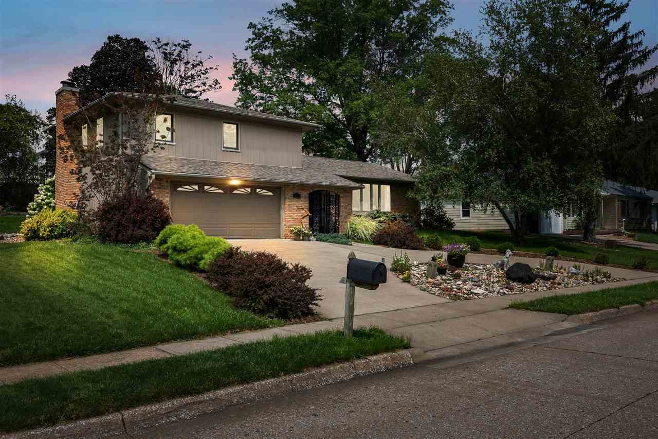311 Post Road Iowa City IA 52245