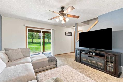 195 E Weston Drive North Liberty IA 52317
