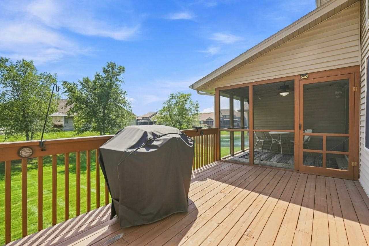 195 E Weston Drive North Liberty IA 52317