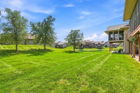 195 E Weston Drive North Liberty IA 52317