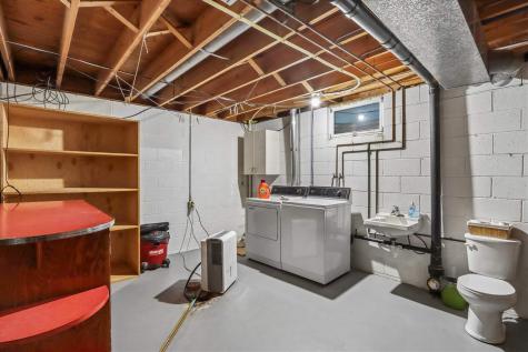 609 E Hickory Street Riverside IA 52327