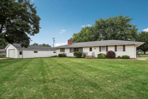 609 E Hickory Street Riverside IA 52327