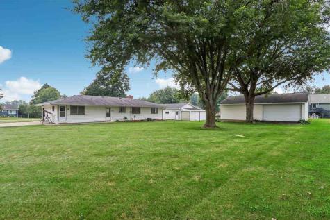 609 E Hickory Street Riverside IA 52327
