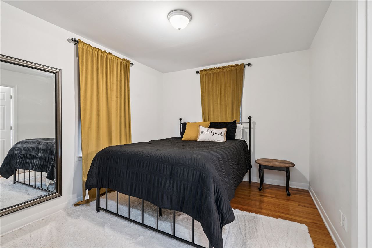 1237 Melrose Avenue Iowa City IA 52246