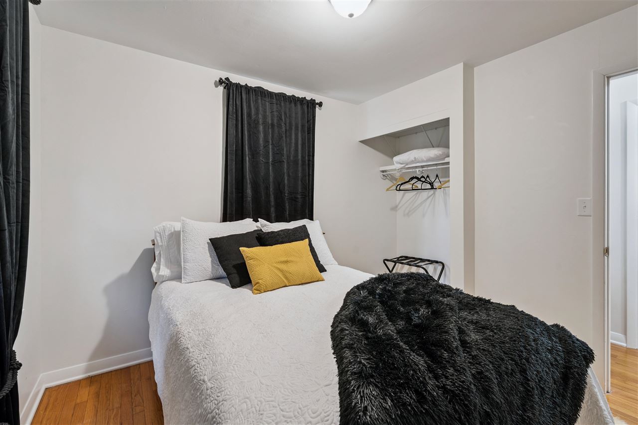 1237 Melrose Avenue Iowa City IA 52246