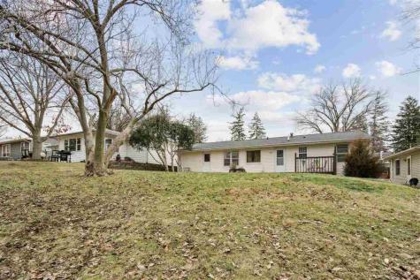 1237 Melrose Avenue Iowa City IA 52246