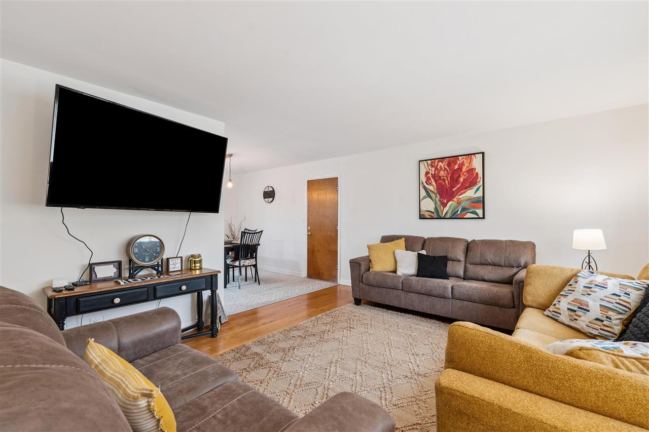 1237 Melrose Avenue Iowa City IA 52246