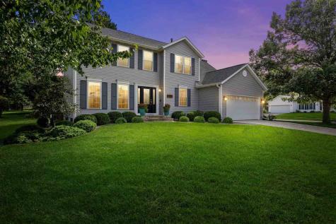3105 Towne House Drive NE Cedar Rapids IA 52402