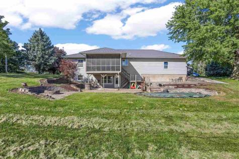 168 290th Street West Branch IA 52358