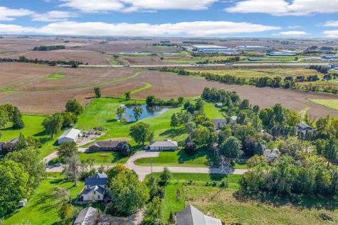 168 290th Street West Branch IA 52358