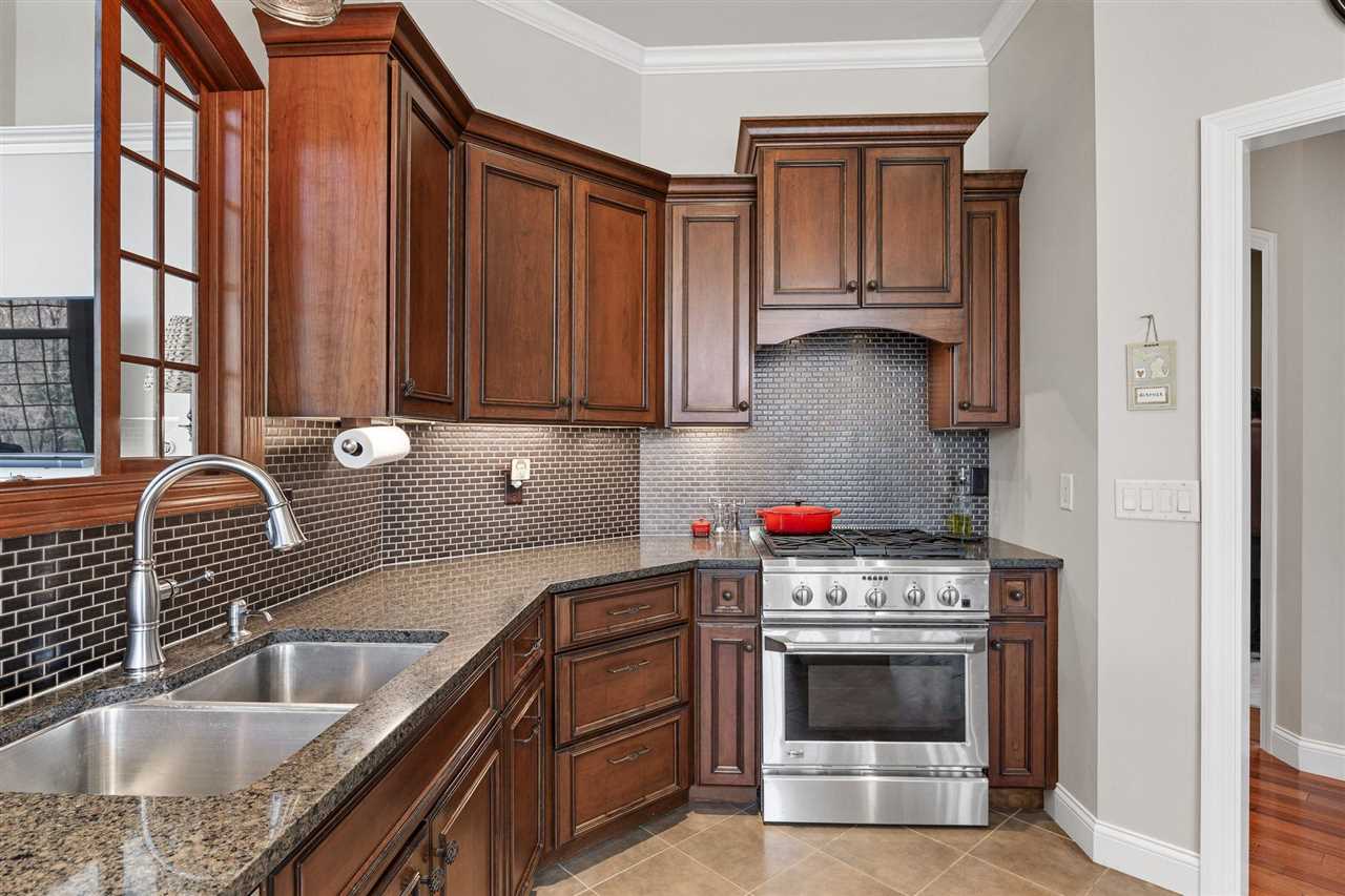 951 Highland Park Avenue Coralville IA 52241