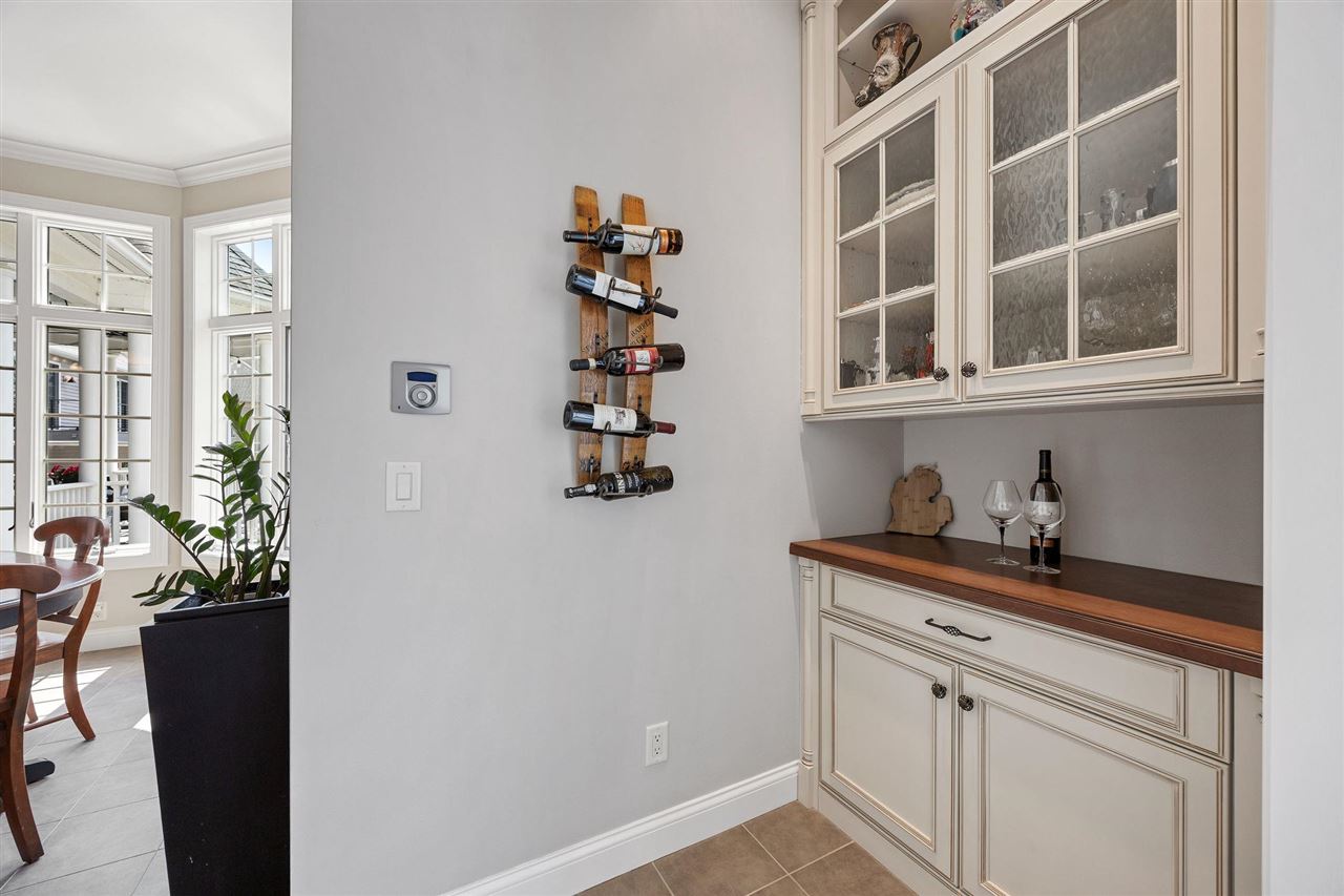 951 Highland Park Avenue Coralville IA 52241