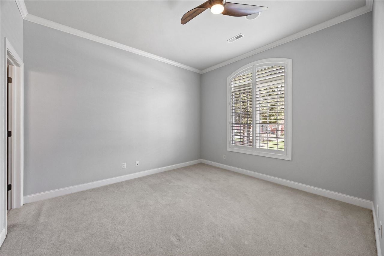 951 Highland Park Avenue Coralville IA 52241