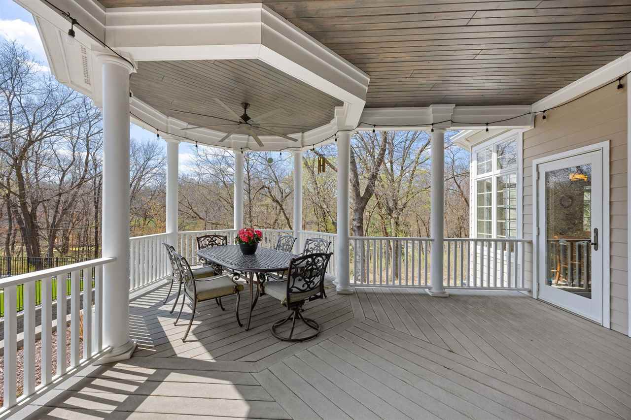 951 Highland Park Avenue Coralville IA 52241