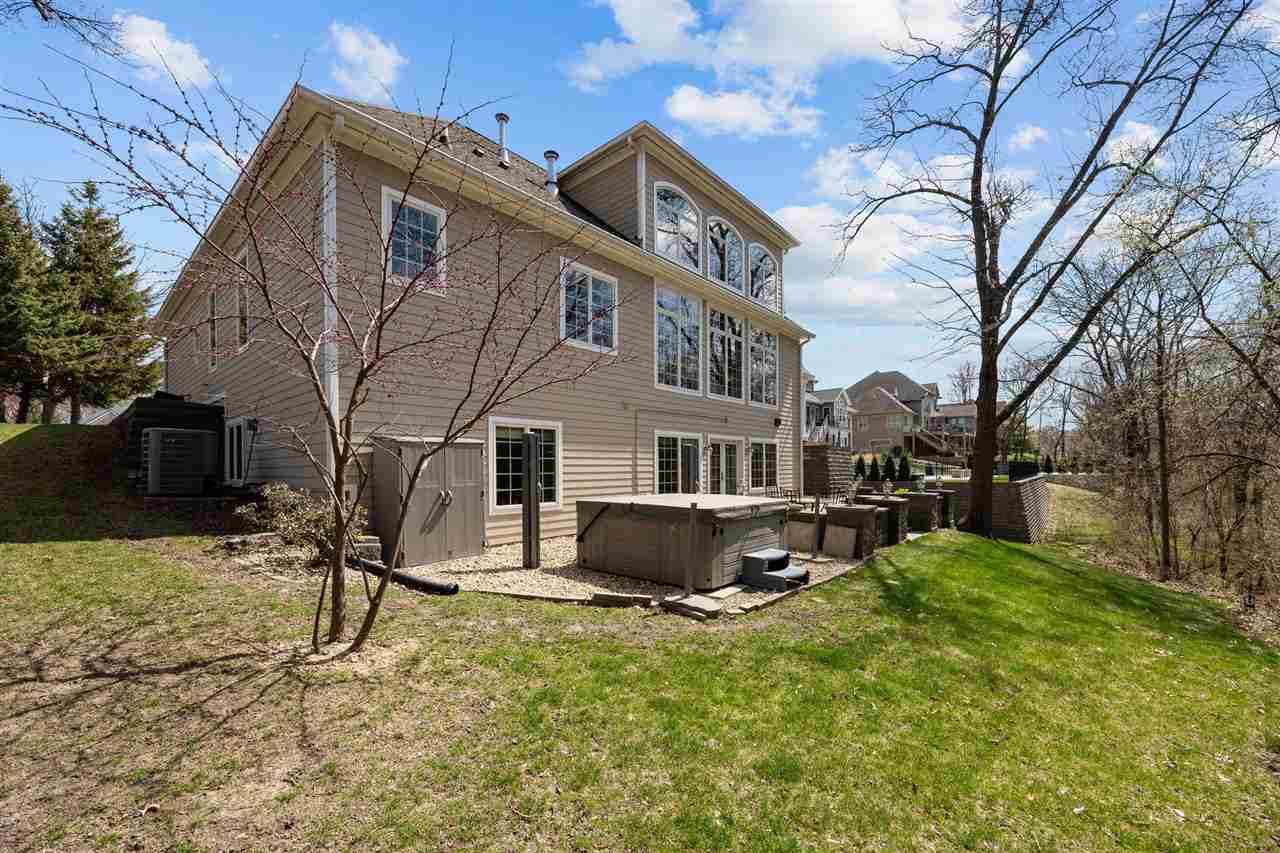 951 Highland Park Avenue Coralville IA 52241