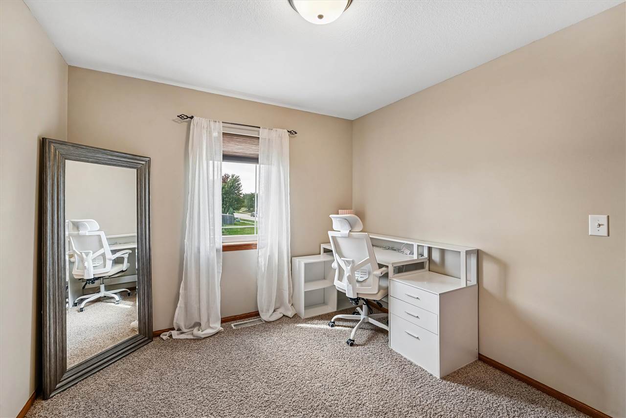 292 Watercress Road North Liberty IA 52317