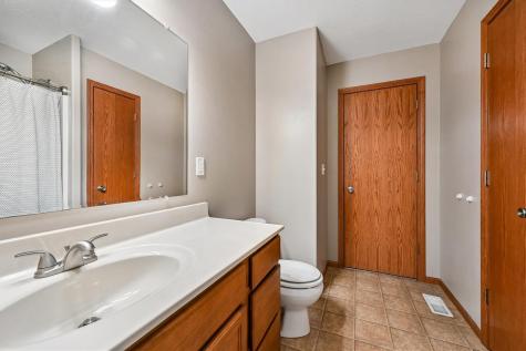 292 Watercress Road North Liberty IA 52317