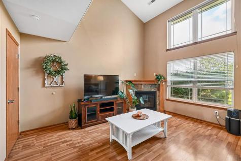 292 Watercress Road North Liberty IA 52317