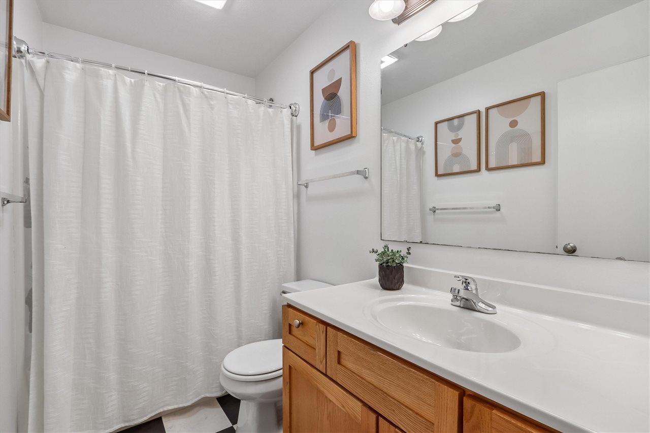 197 Rogers Drive Williamsburg IA 52361