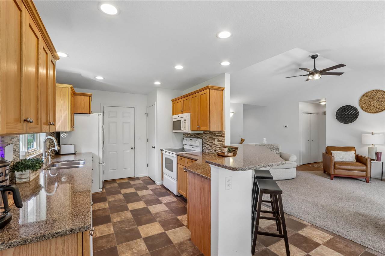 197 Rogers Drive Williamsburg IA 52361