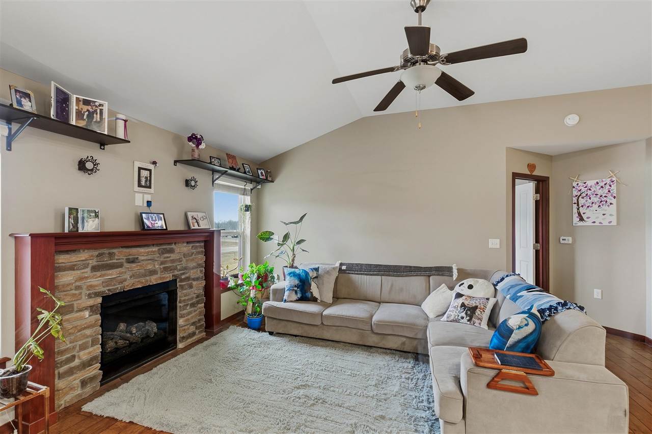 1131 Ryan Circle Coralville IA 52241
