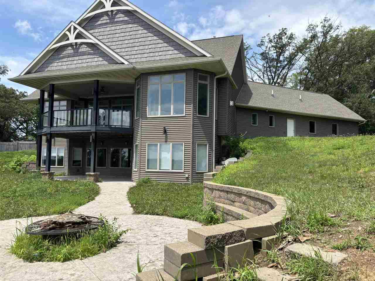 25748 Golden Pond Lane SE Lone Tree IA 52755