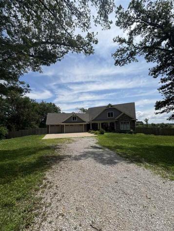 25748 Golden Pond Lane SE Lone Tree IA 52755