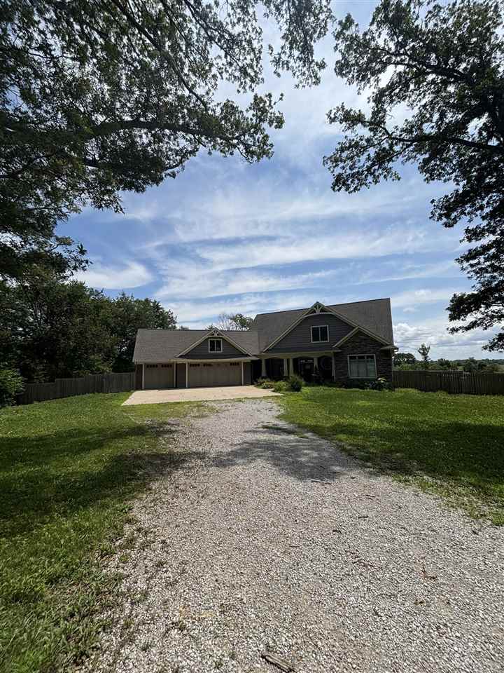 25748 Golden Pond Lane SE Lone Tree IA 52755