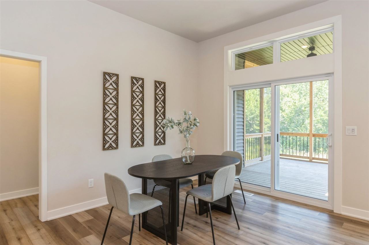 1046 Highland Trail Solon IA 52333