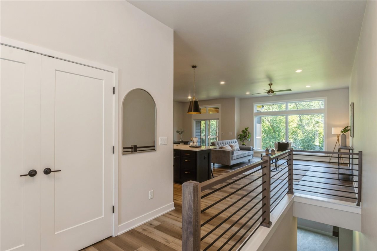 1046 Highland Trail Solon IA 52333