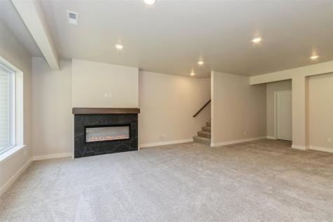 1046 Highland Trail Solon IA 52333