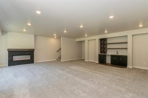 1046 Highland Trail Solon IA 52333