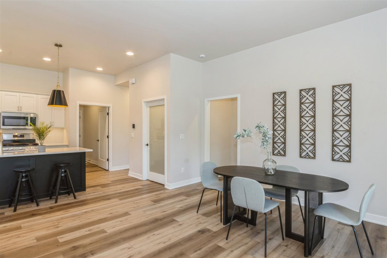 1046 Highland Trail Solon IA 52333