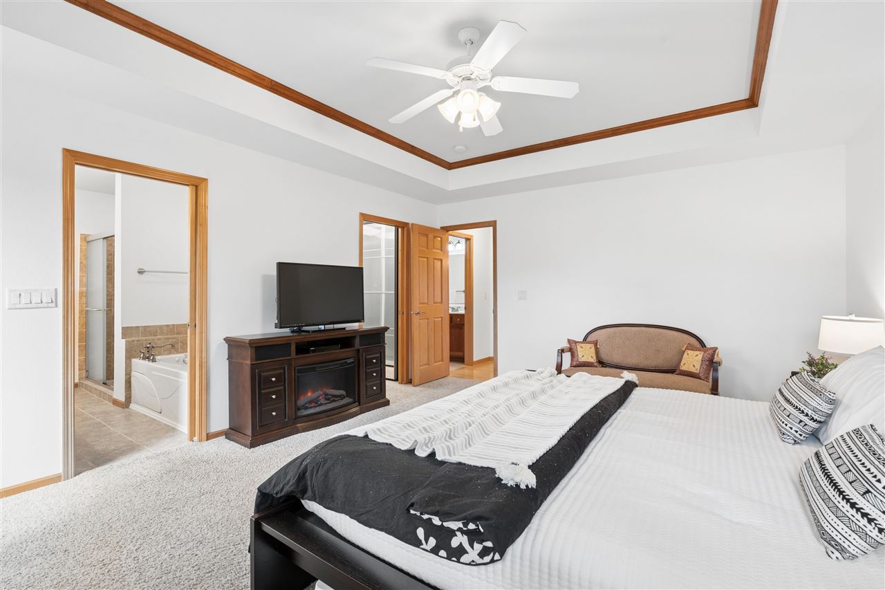 2040 Dempster Drive Coralville IA 52241