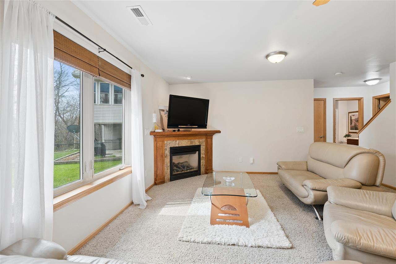 2040 Dempster Drive Coralville IA 52241