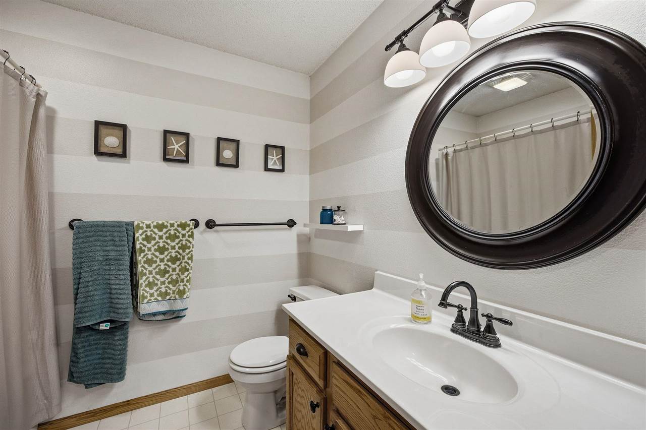 647 Andy Court North Liberty IA 52317