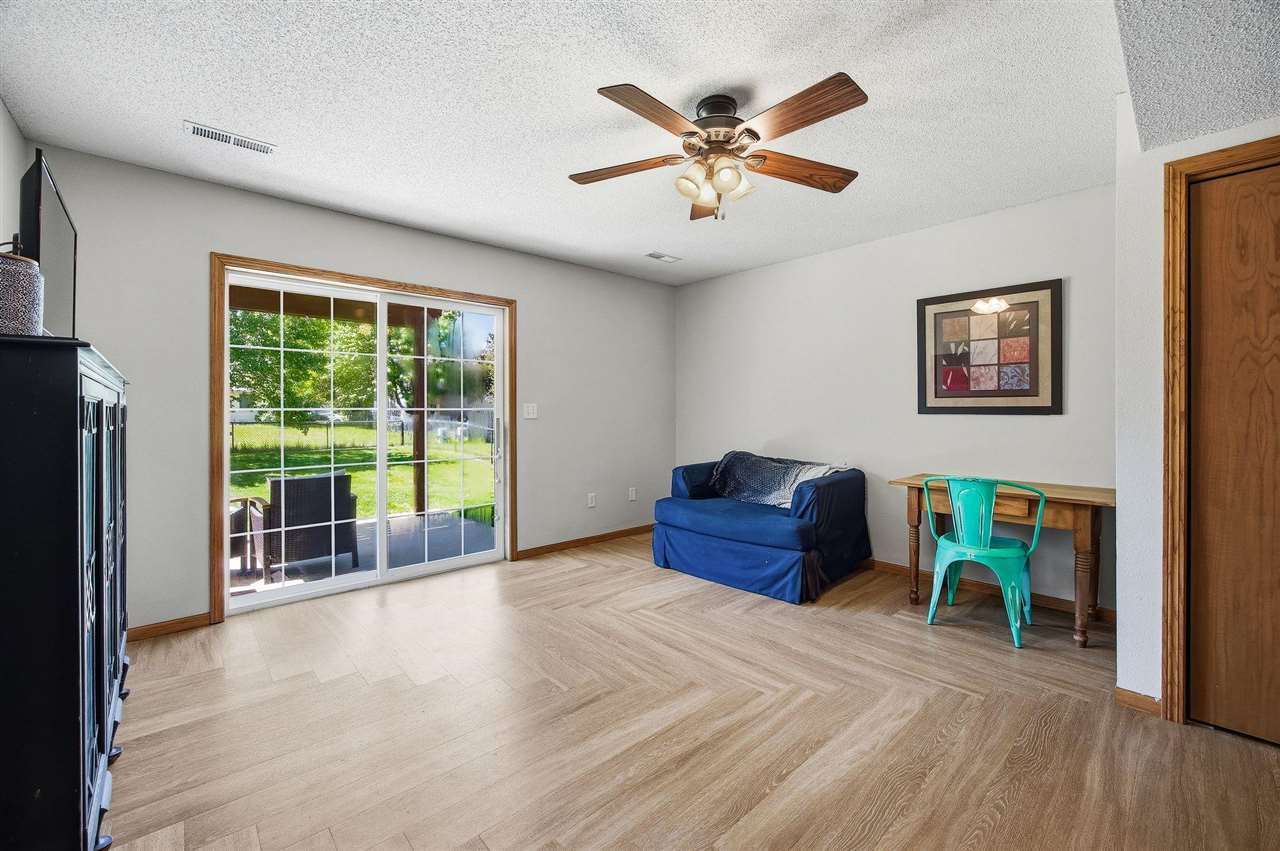 647 Andy Court North Liberty IA 52317