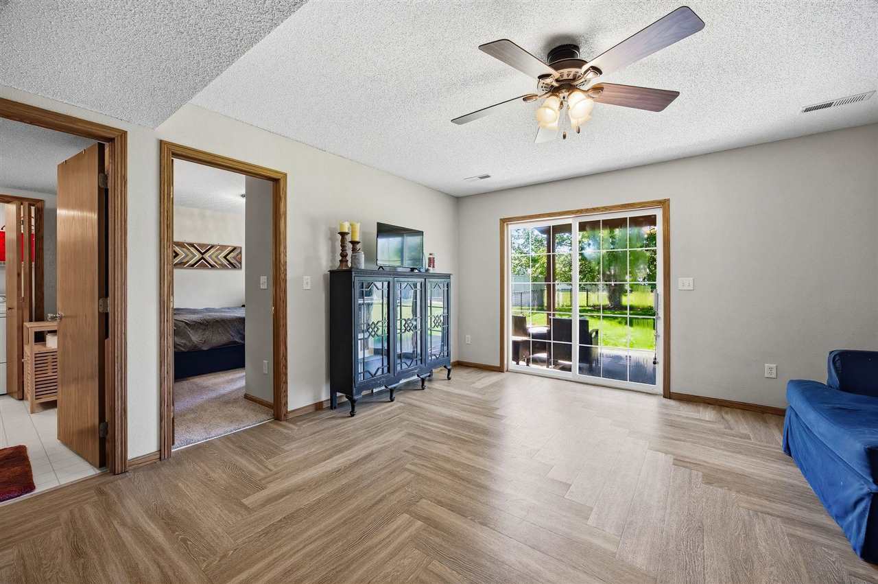647 Andy Court North Liberty IA 52317