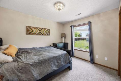 647 Andy Court North Liberty IA 52317