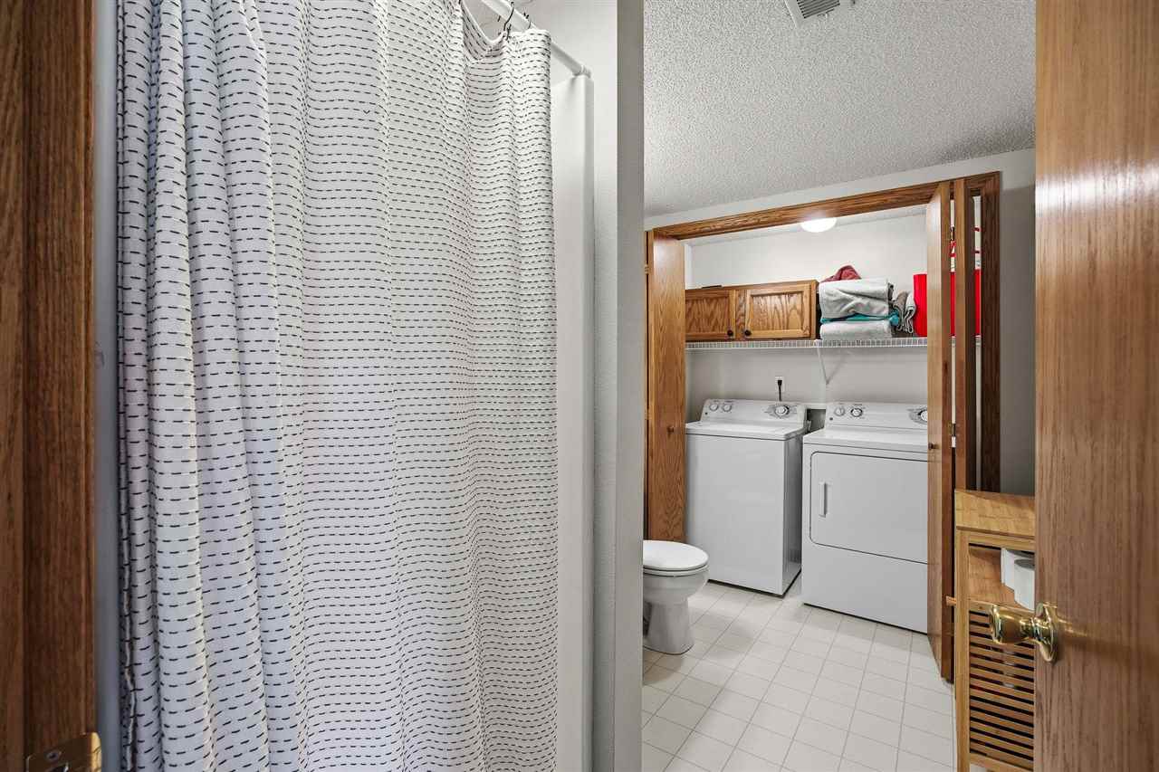 647 Andy Court North Liberty IA 52317