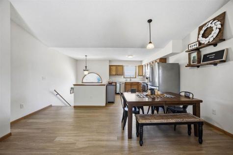 647 Andy Court North Liberty IA 52317