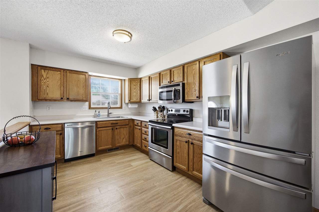 647 Andy Court North Liberty IA 52317