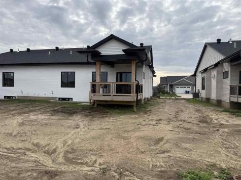 1280 Berkshire Lane North Liberty IA 52317