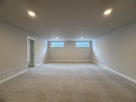 1280 Berkshire Lane North Liberty IA 52317