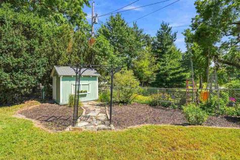 1836 7th Ave Court Iowa City IA 52240