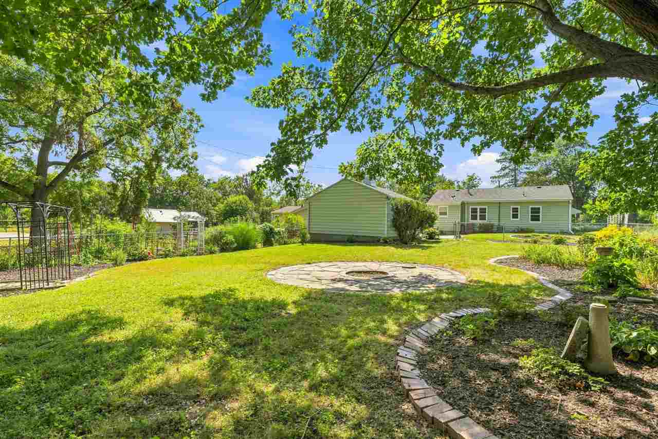 1836 7th Ave Court Iowa City IA 52240
