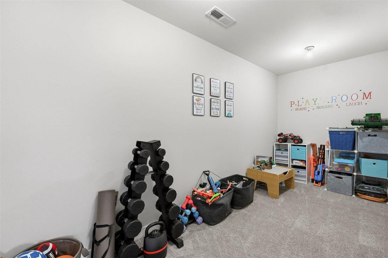 640 Hemingway Drive North Liberty IA 52317