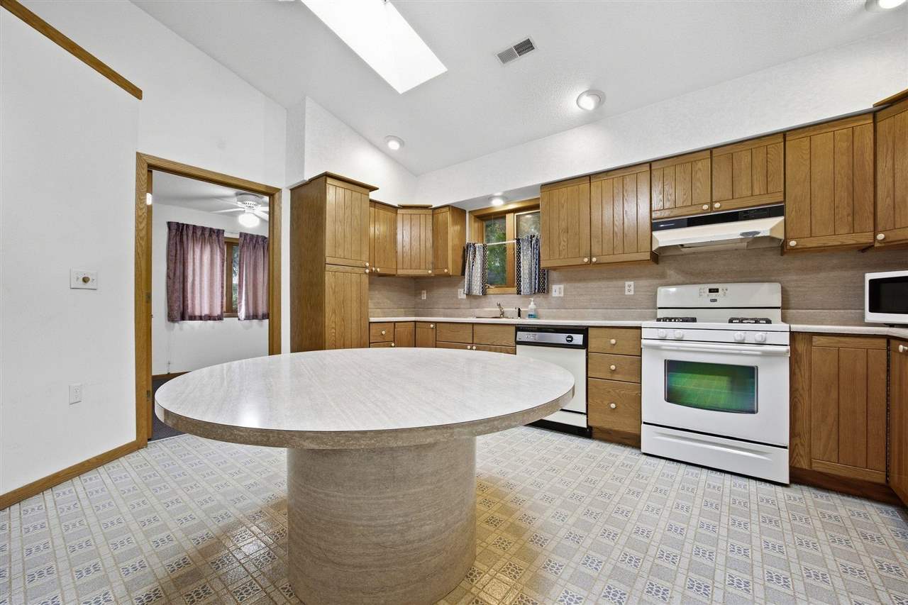 1825 Deforest Avenue Iowa City IA 52240