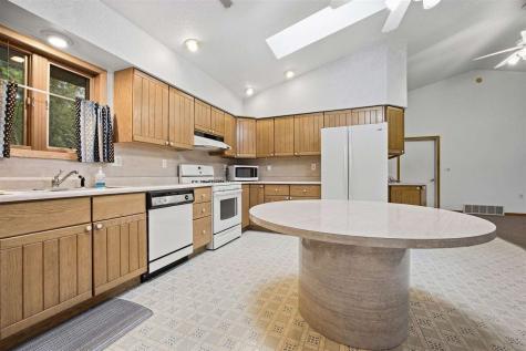1825 Deforest Avenue Iowa City IA 52240