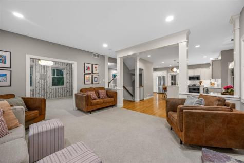 3164 Country Court Iowa City IA 52240